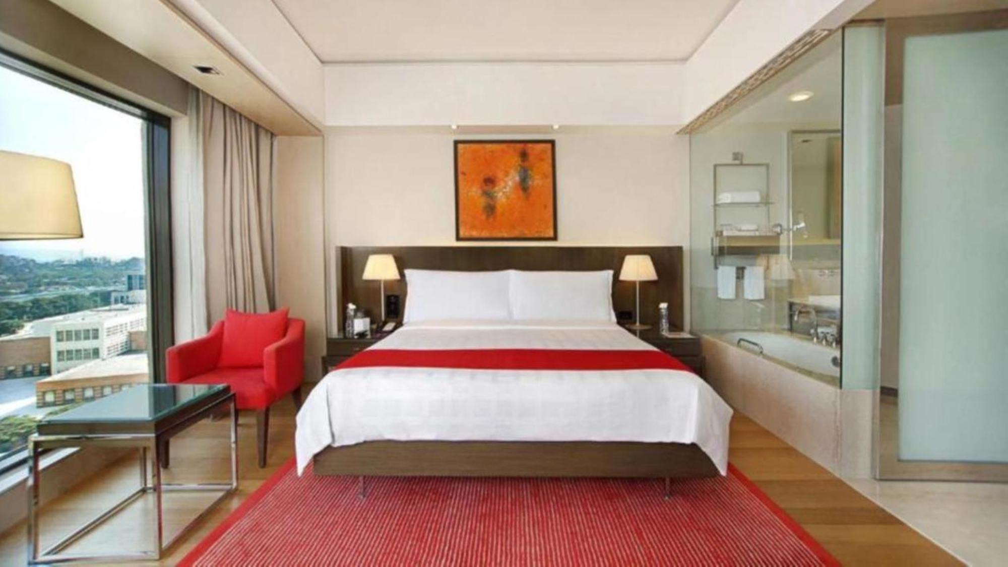 Seven Near Delhi Airport 4* New Delhi