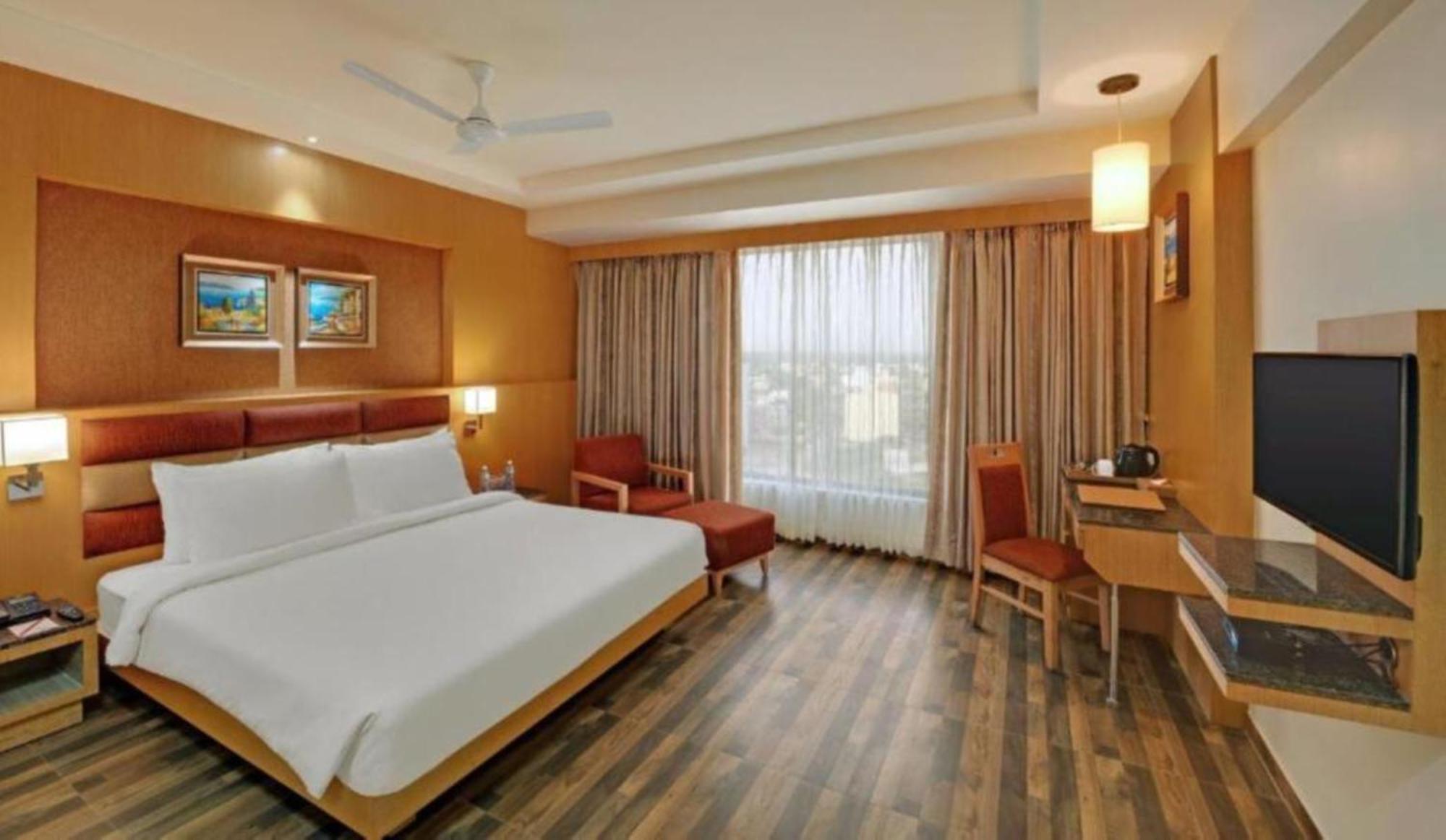 Seven Near Delhi Airport 4* New Delhi